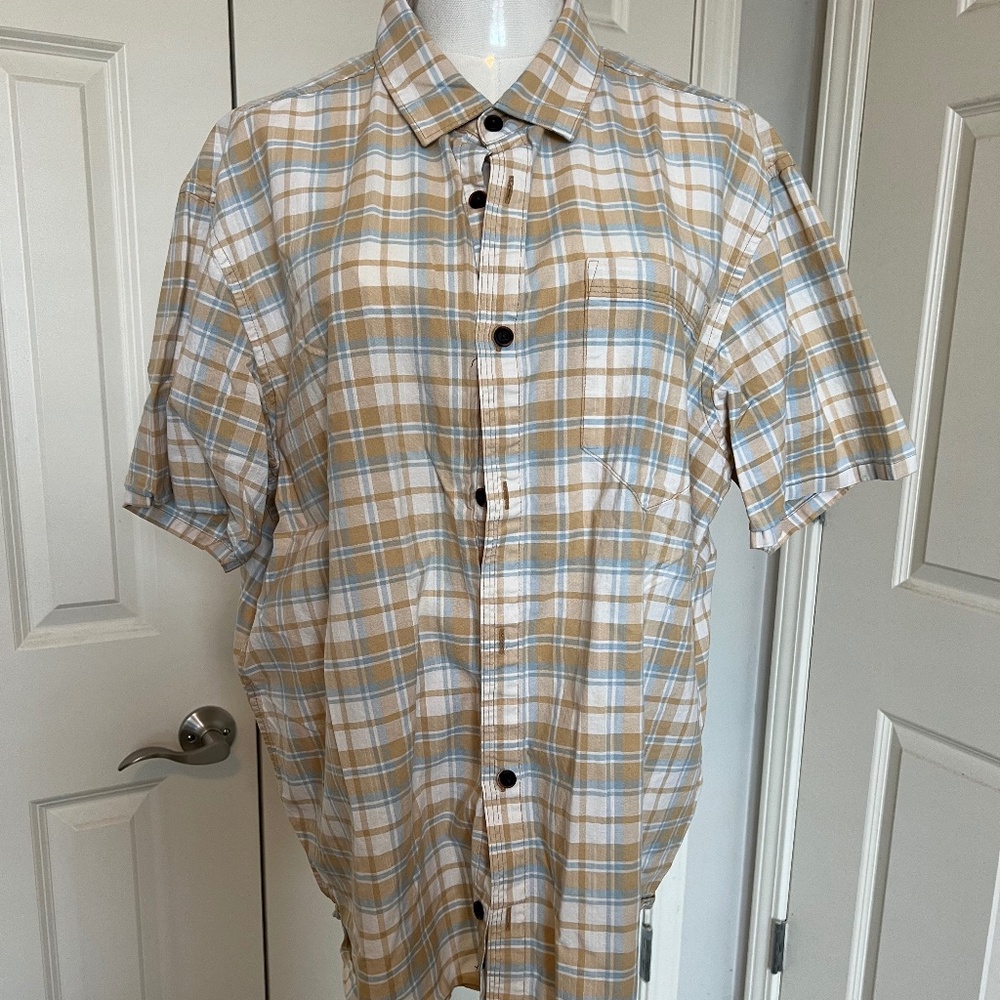 Patagonia short sleeve button down